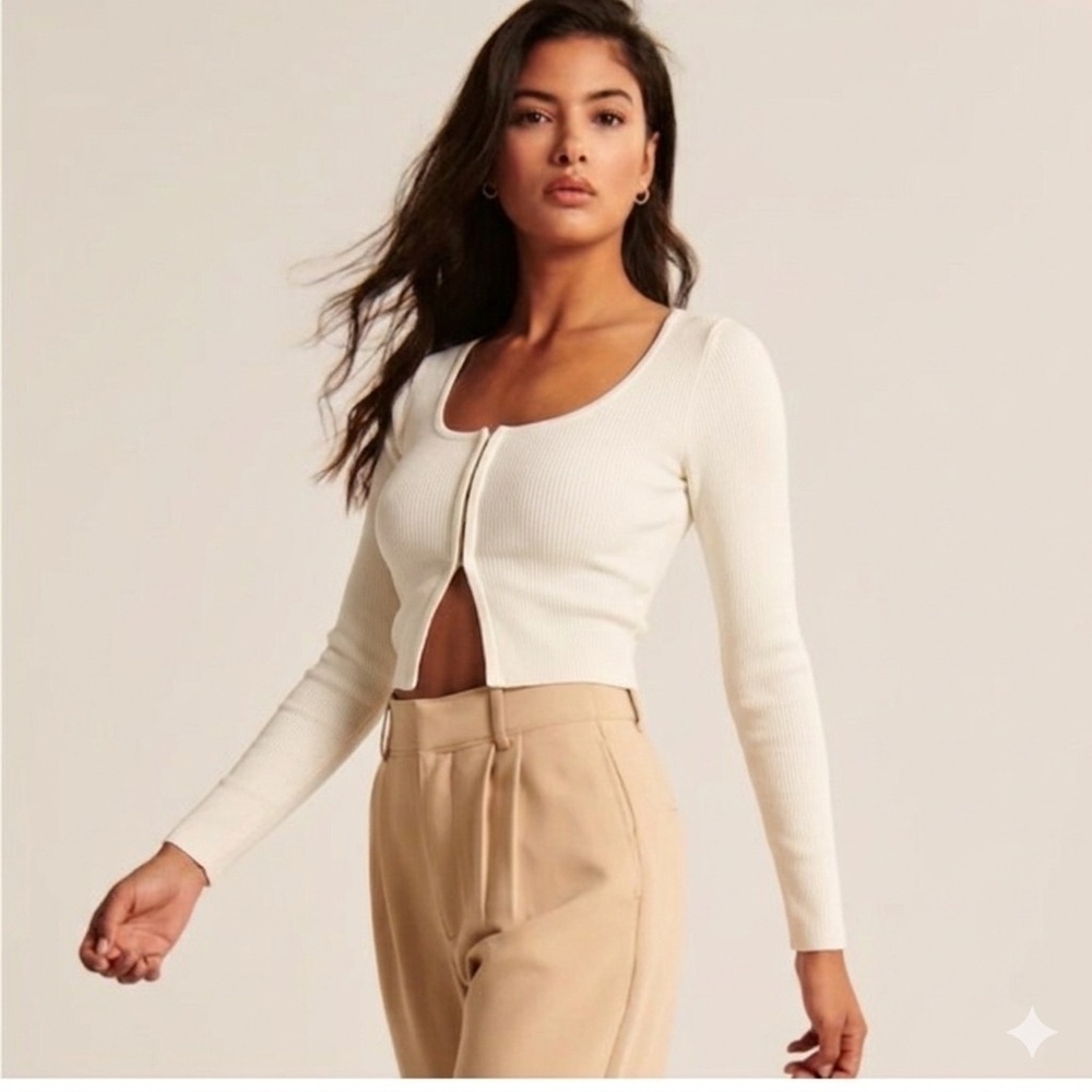 Abercrombie & Fitch Cream Hook Eye Cardigan Long Sleeve Knit Top S
